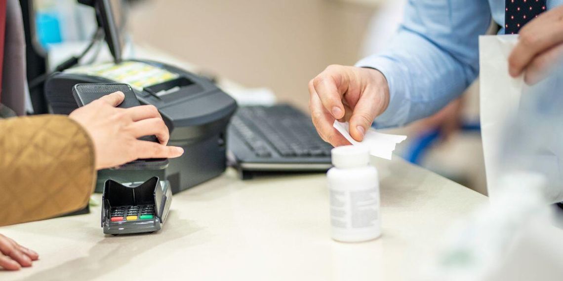 Biorą się za leki na stacjach paliw. Tak łatwo już nie kupisz?