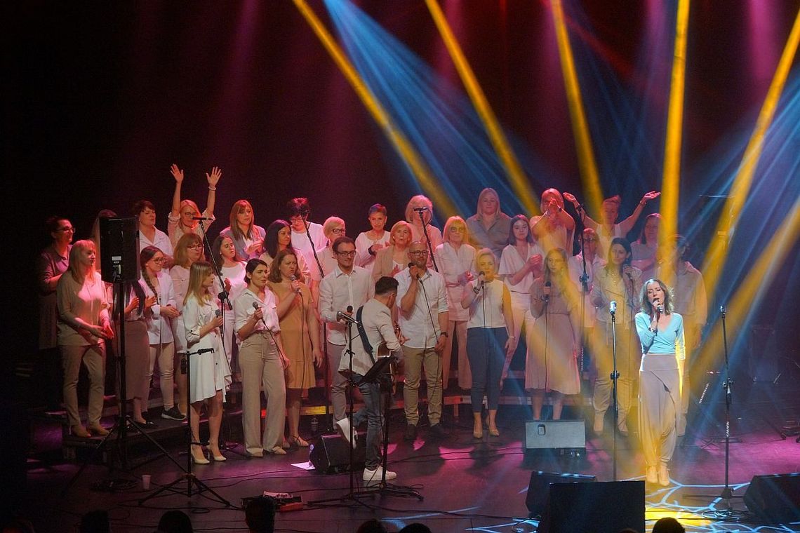 Chadek Gospel Choir akustycznie. Zaśpiewa w kościele Chrześcijan Baptystów