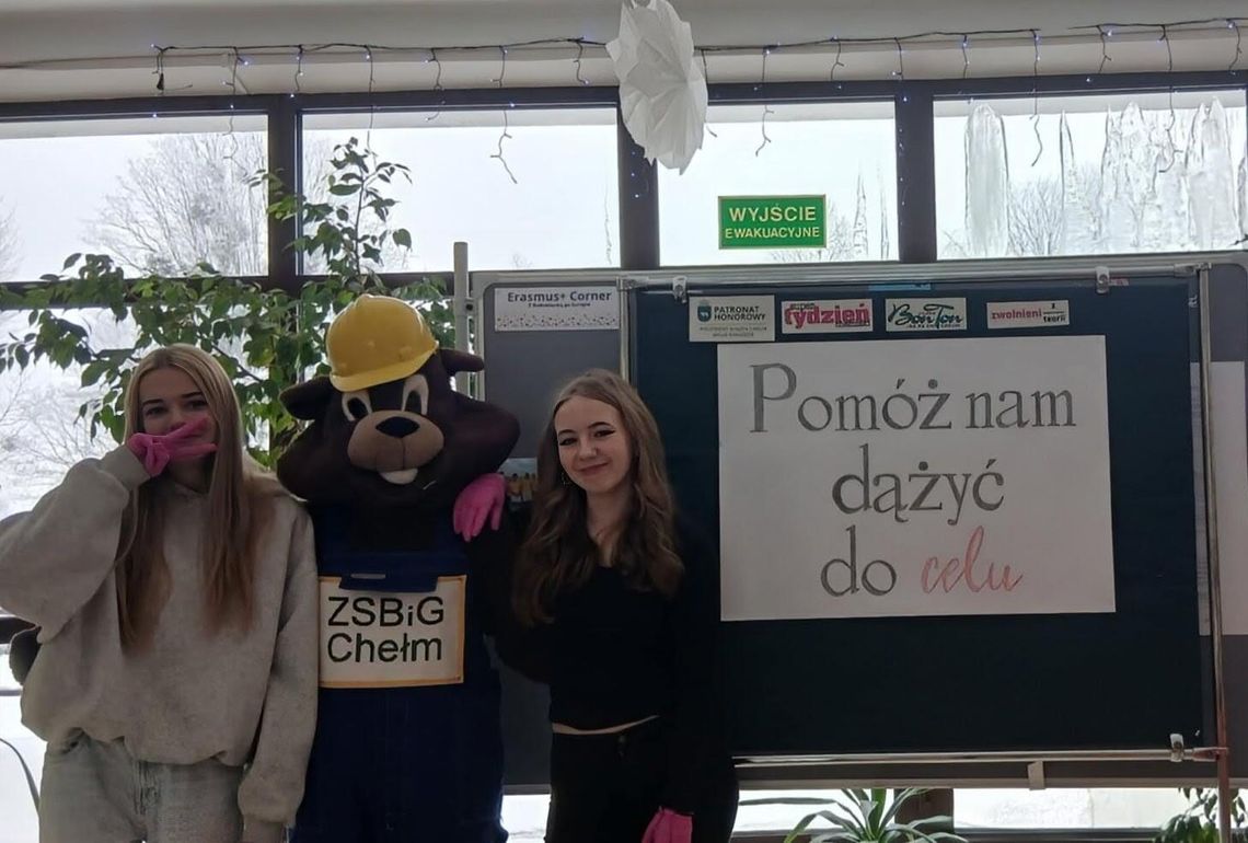 Chełm. Budowanie odporności na hejt i presję poprzez inspirujące historie Głównym założeniem „Dążąc do celu” jest wsparcie młodzieży w procesie radzenia sobie z presją społeczną, zjawiskiem hejtu oraz wszelkimi trudnościami.