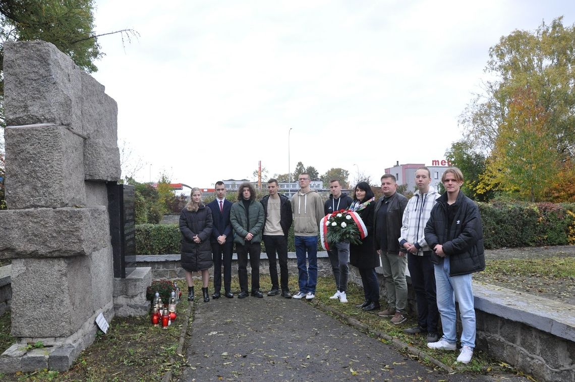 Chełm. Krwiodawcy z Zespołu Szkół Technicznych pamiętali o poległych