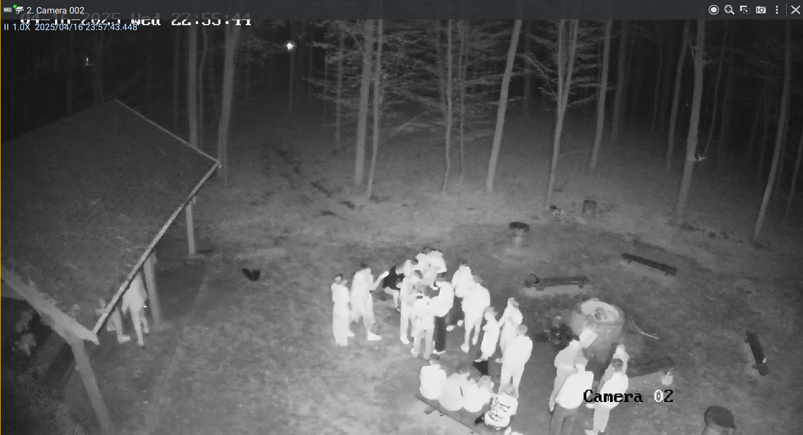 Chełm. Młodzi ludzie, którzy zdewastowali miejsce ogniskowe w Borku, muszą się zgłosić do Nadleśnictwa