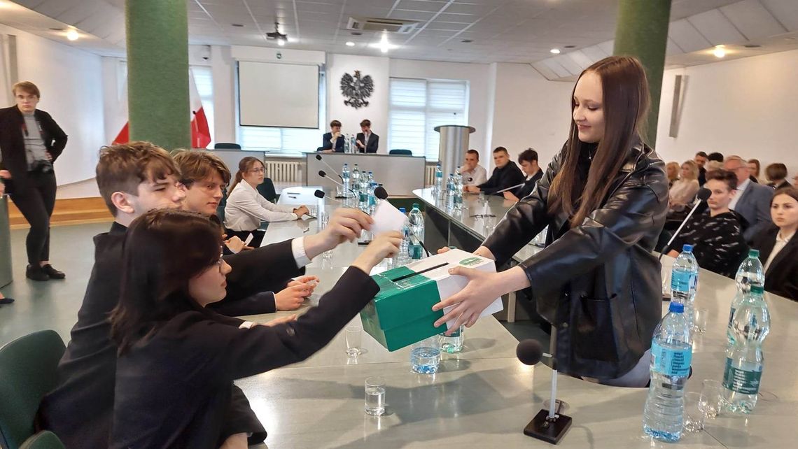 Chełm. Młodzi radni wybrali opiekuna i nową wiceprzewodniczącą [FOTO]