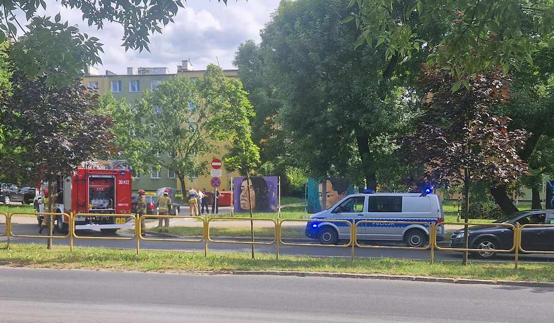 Chełm. Na parkingu taksówka stanęła w płomieniach