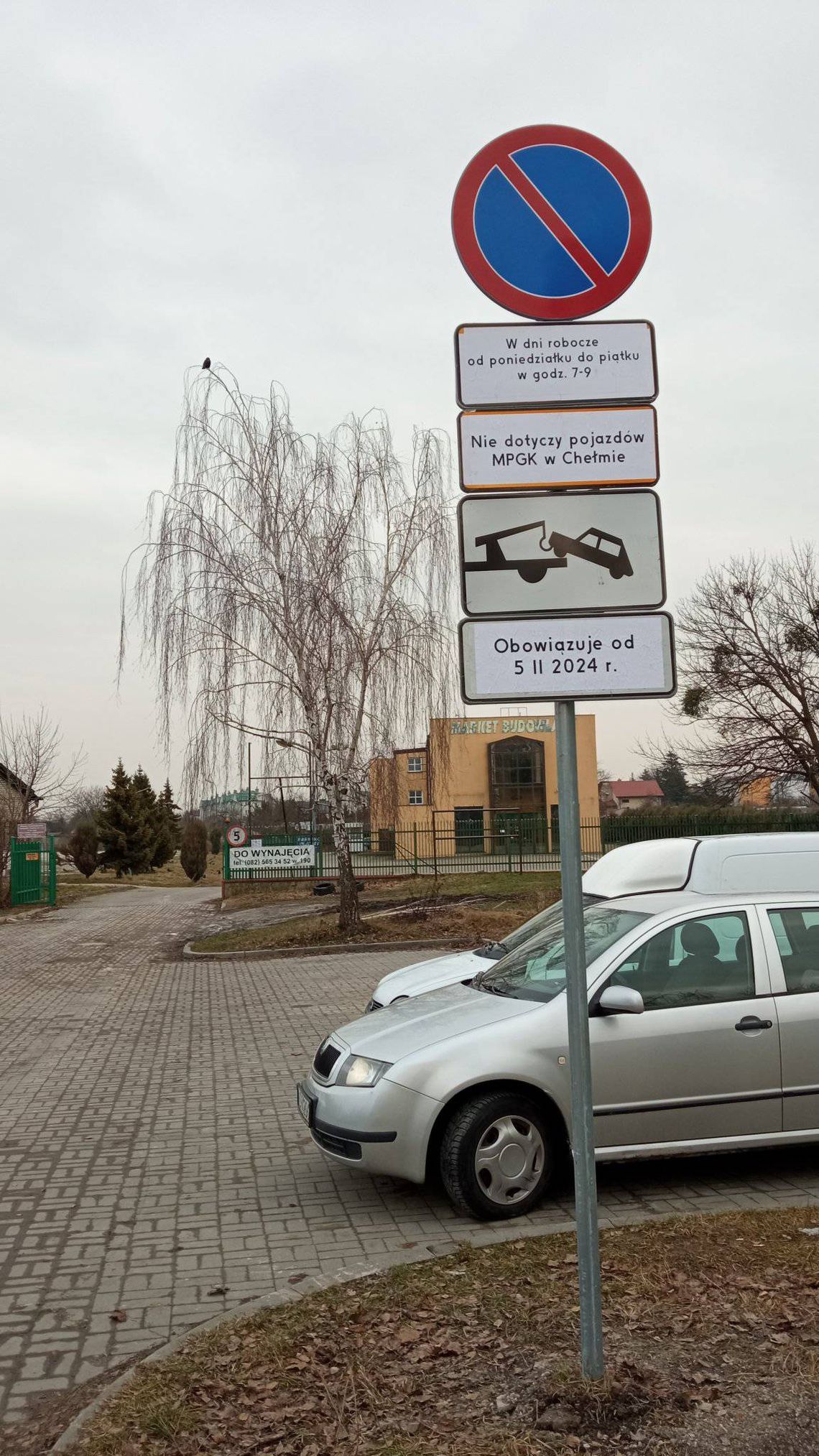 Chełm. Parking jest mniejszy, ale przechodnie są bezpieczni