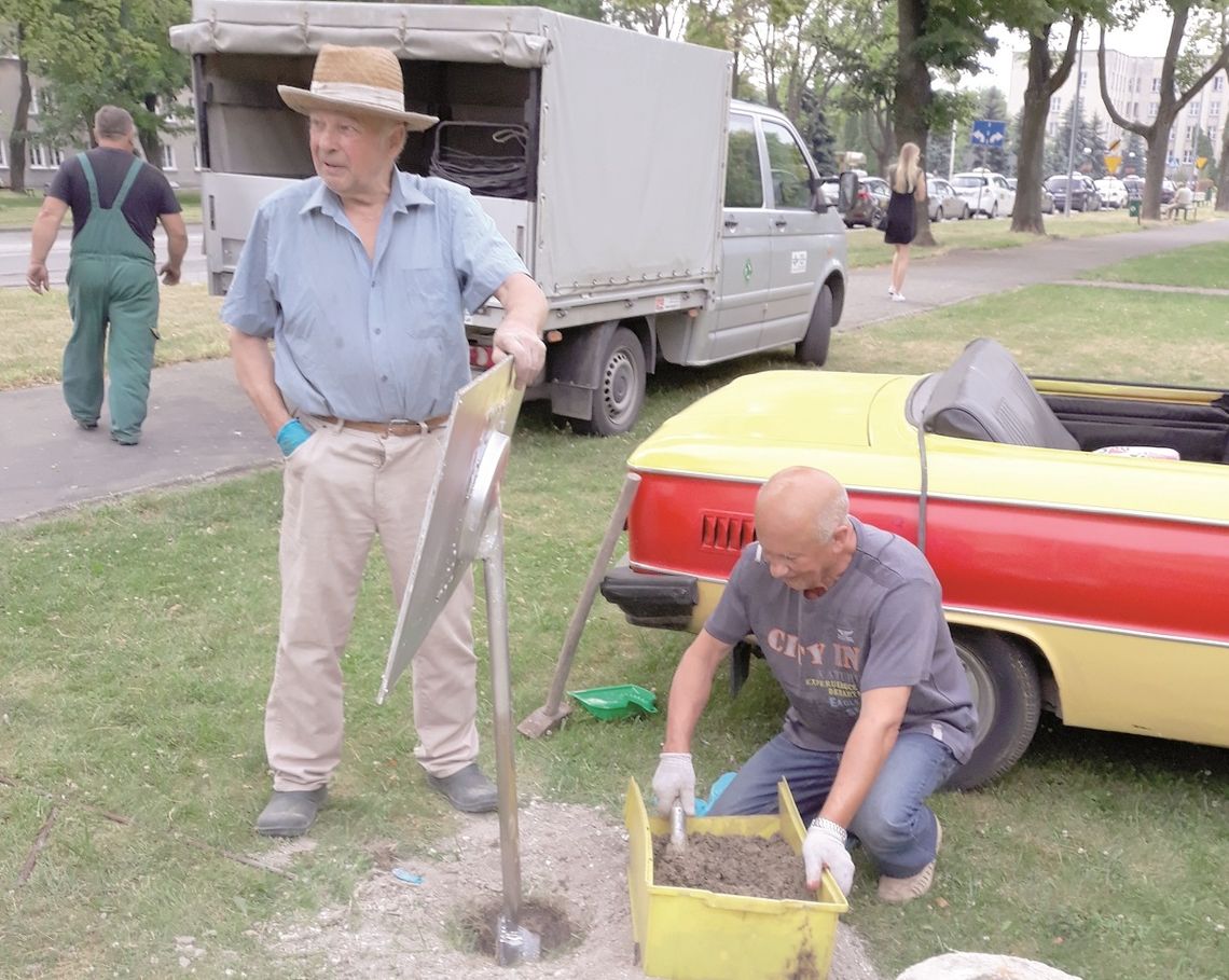 Chełm: Pomnik wołyński z nową tablicą Chełm: Pomnik wołyński z nową tablicą