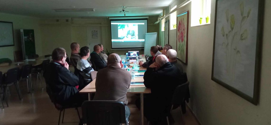 Chełm. Pomoc dla bezdomnym - ciepłe posiłki, szkolenia zawodowe i kino...