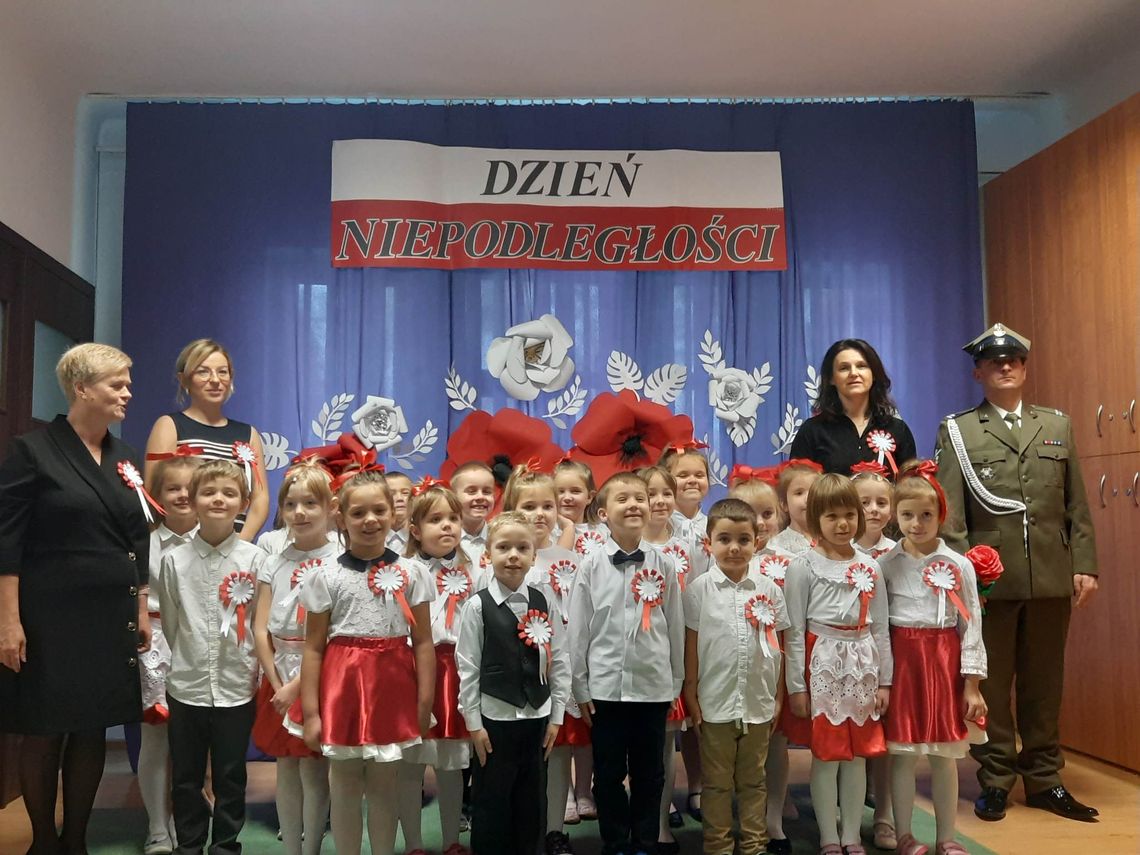 Chełm. Przedszkolaki z Dwójki też świętowały niepodległość. [ZDJĘCIA]