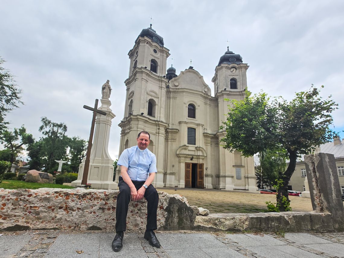 Chełm. Renowacja zabytkowego ogrodzenia kościoła za ponad 3 mln zł. „To inwestycja na pokolenia” [ZDJĘCIA]