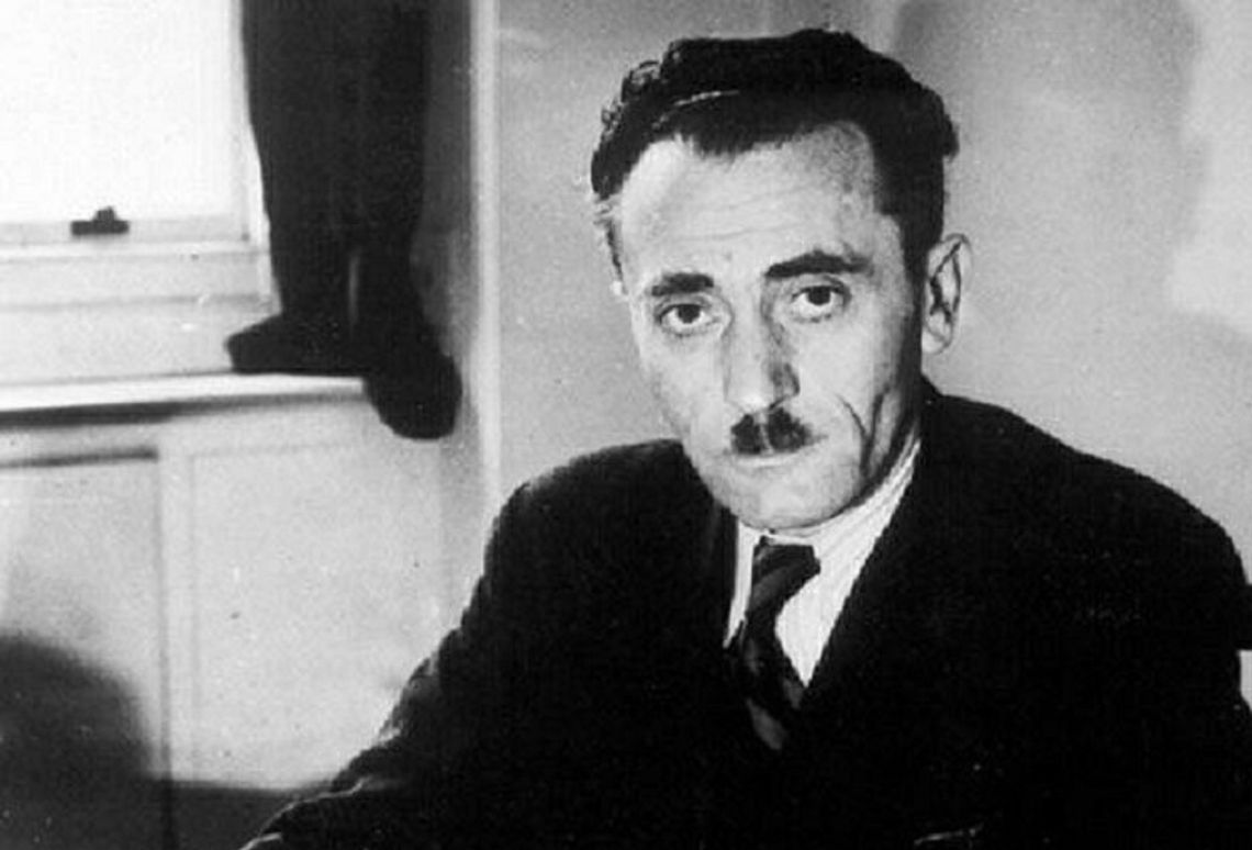 Chełm: Szmul przysiądzie na ławeczce Chełm: Szmul przysiądzie na ławeczce