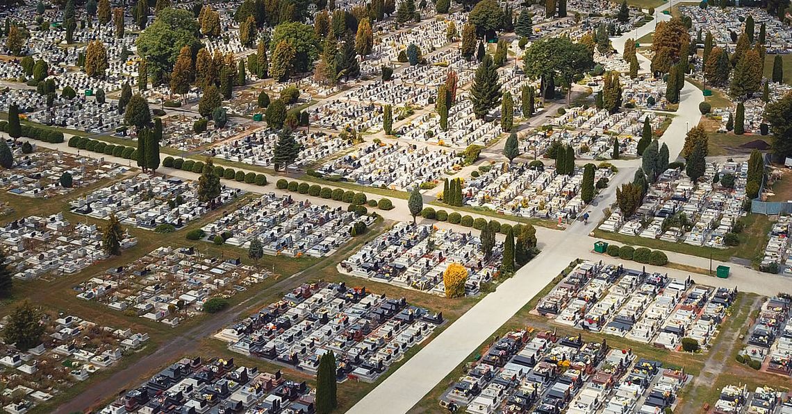 Chełm. Więcej pochówków urnowych i plany budowy nowego kolumbarium