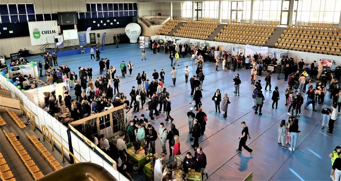 Chełm: "Zawodowy Strzał w 10!" - targi szkół z miasta i okolicy [ZDJĘCIA]