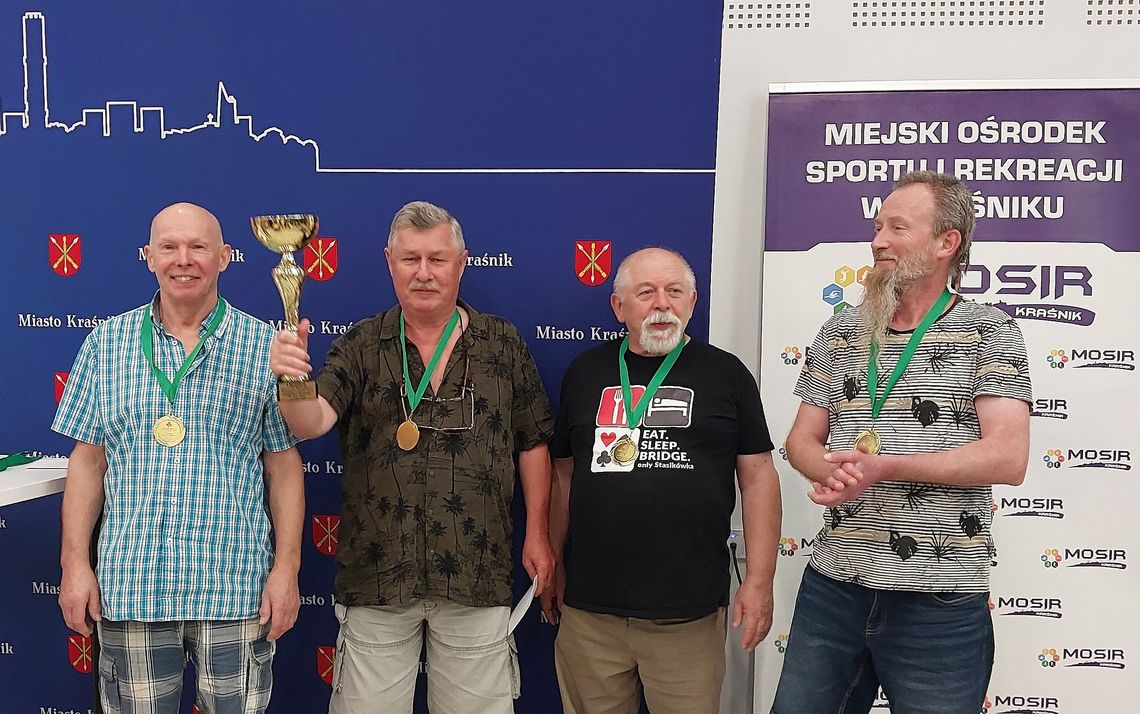 Chełmianie z medalami w Kraśniku. Sukcesy brydżystów seniorów