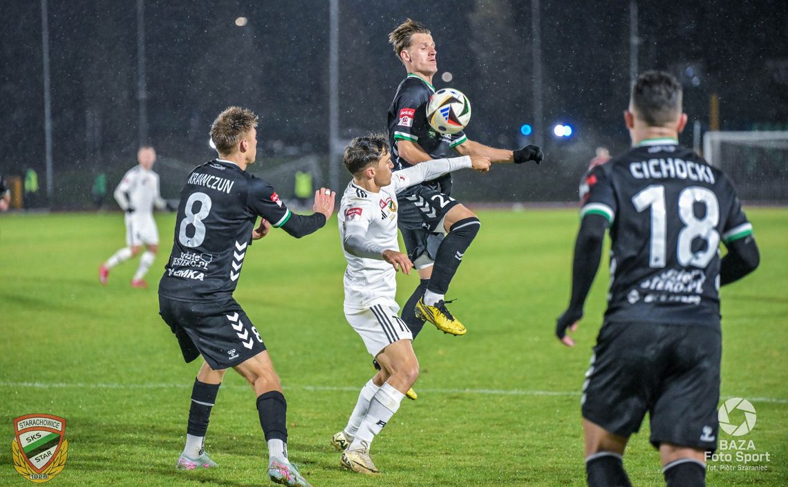 Chełmianka oddala się od czołówki Chełmianka oddala się od czołówki