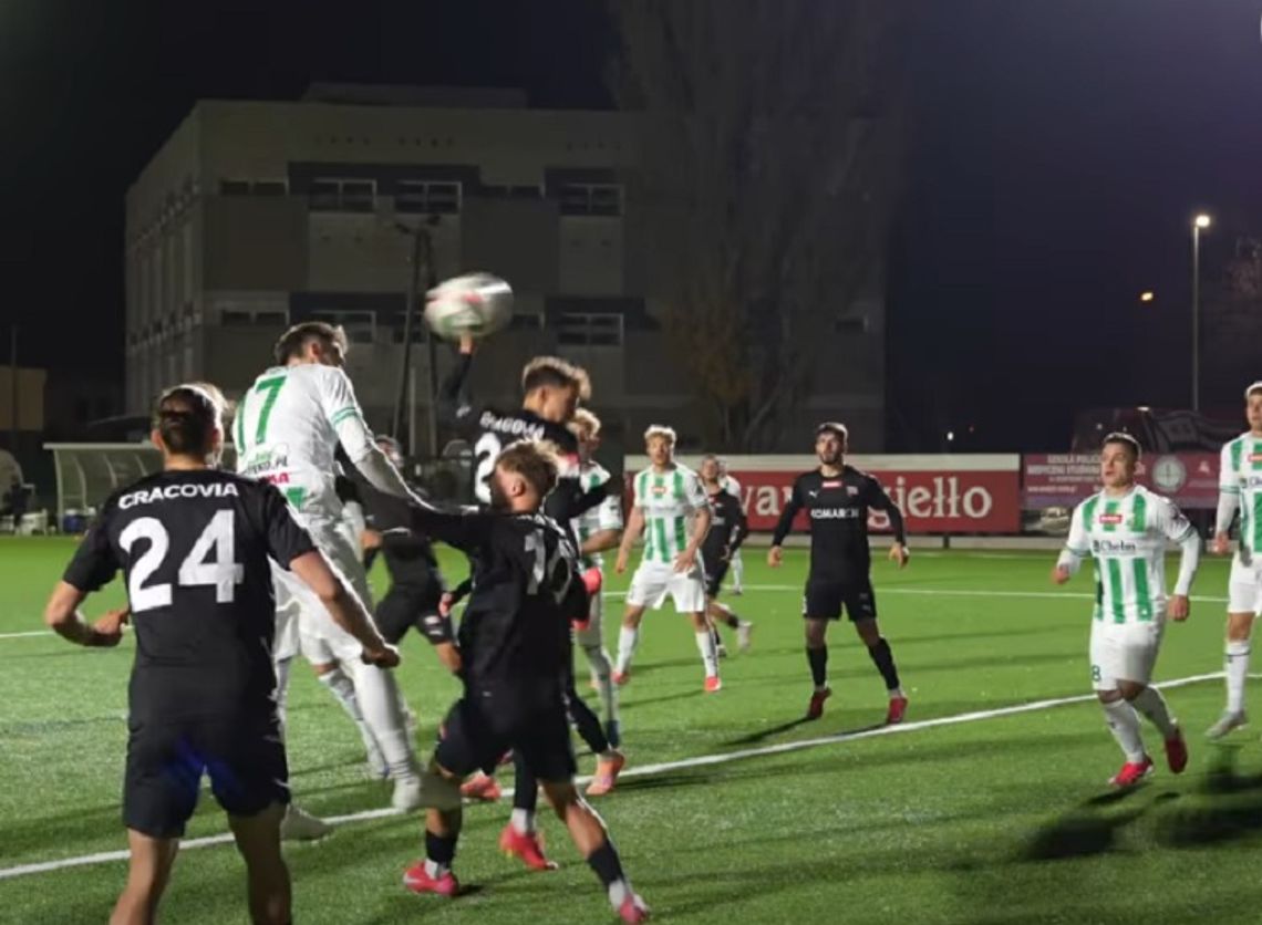 Chełmianka z kolejnymi punktami w III lidze. Rezerwy Cracovii pokonane Chełmianka Chełm - Cracovia II