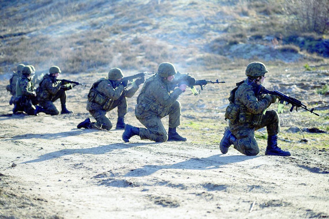 Chełmscy terytorialsi ćwiczą na poligonie
