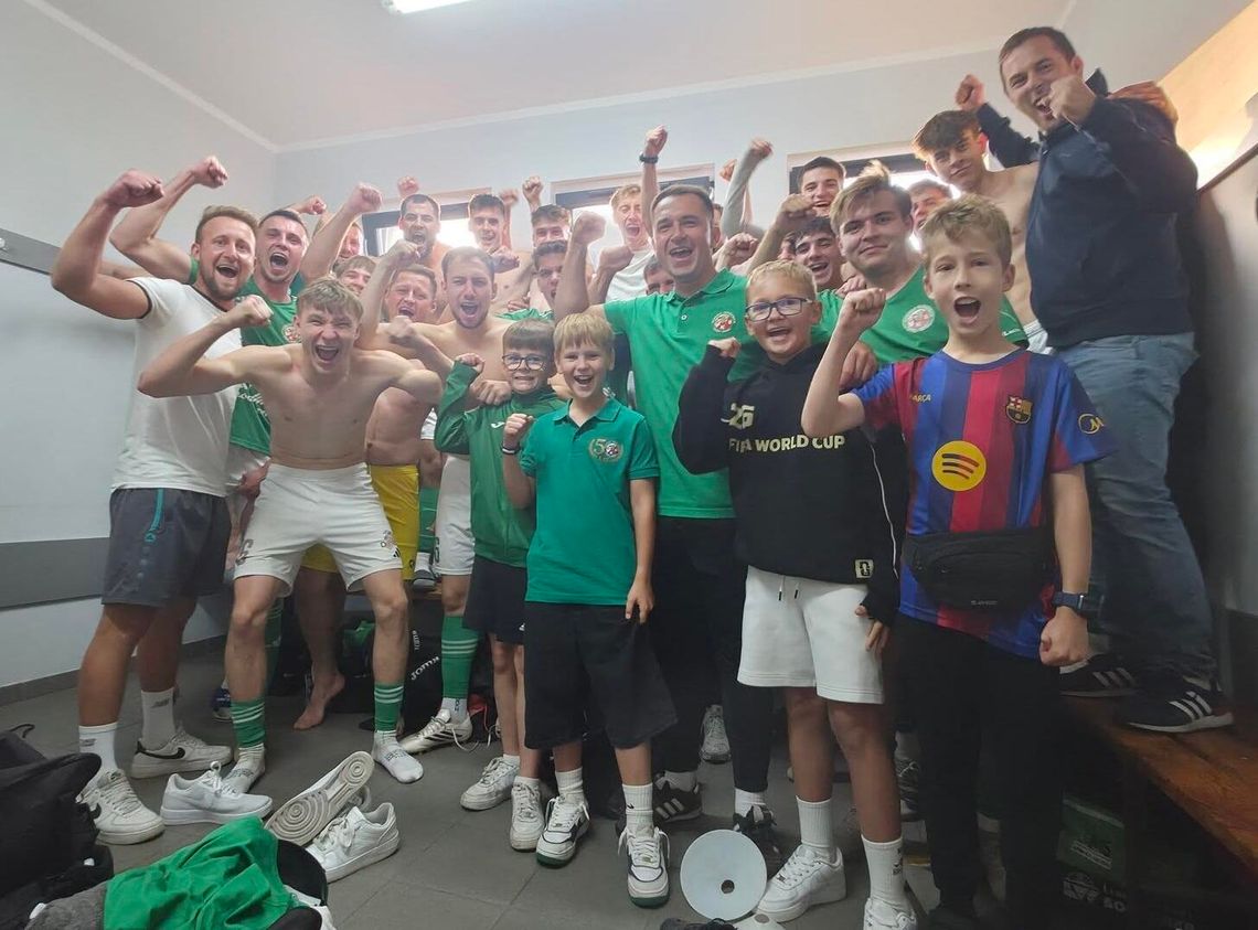 Chełmska klasa okręgowa. Zmiana na czele stawki Ogniwo Wierzbica