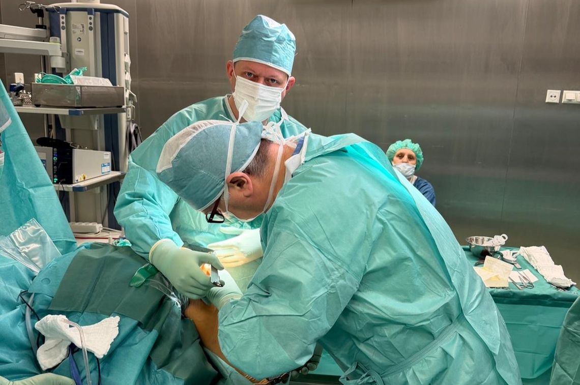 Chirurg szkoli chirurga. Nowa jakość w chełmskim szpitalu
