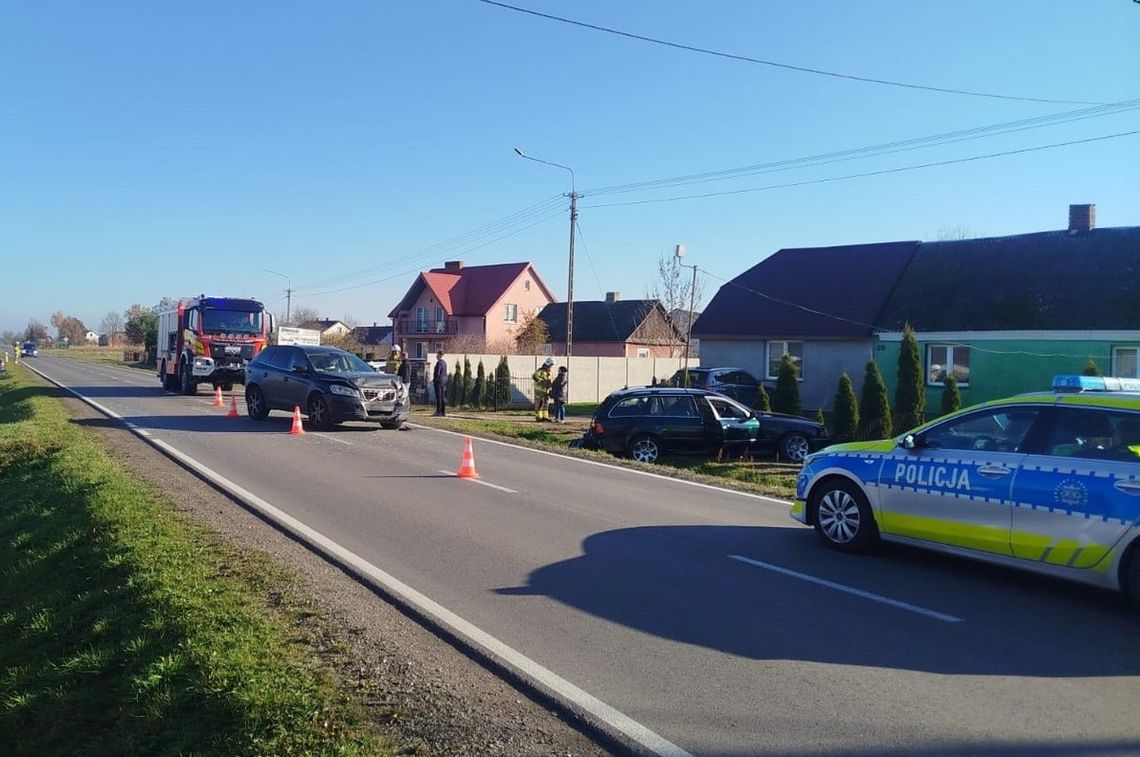 Ciężarówka wjechała w pieszego, a volvo w bmw Ciężarówka wjechała w pieszego, a volvo w bmw