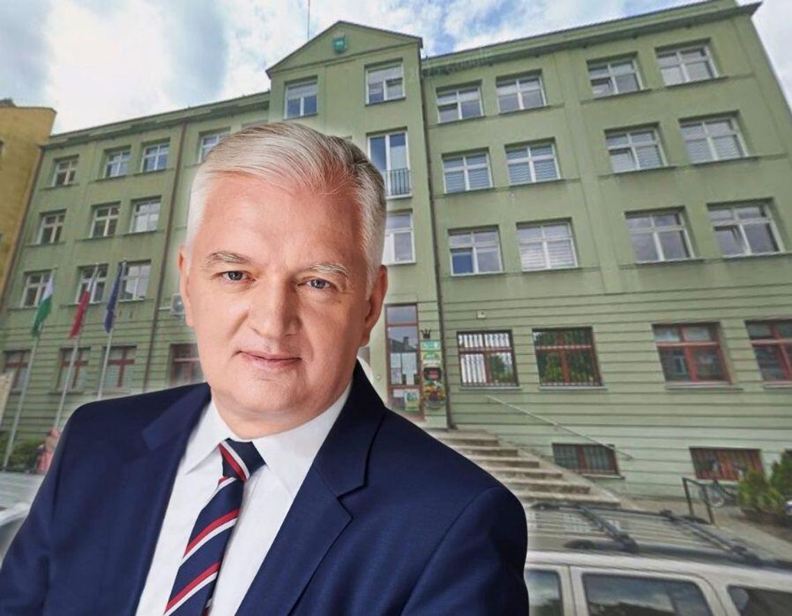 Minęło pół roku pracy Gowina w chełmskim ratuszu. Sprawdzamy, co udało się zrobić pełnomocnikowi prezydenta Co zrobił Jarosław Gowin, jak jest rozliczany i czy bywa w Chełmie?