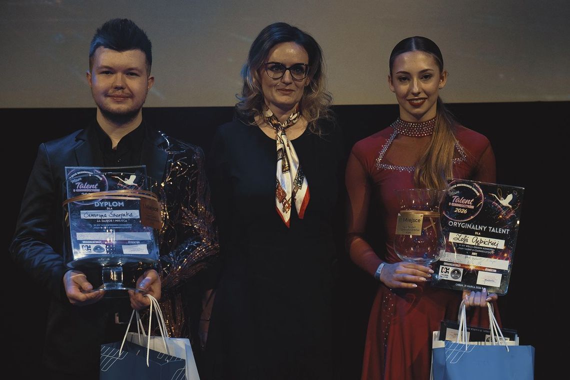 Uczniowie z I LO w Chełmie zdominowali scenę. Seweryn Szarpak wygrywa „Mam Talent u Czarniecczyków” [GALERIA ZDJĘĆ]