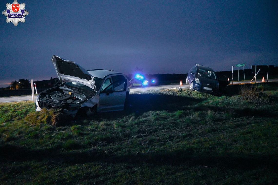 Cztery osoby ranne, dwa uszkodzone auta