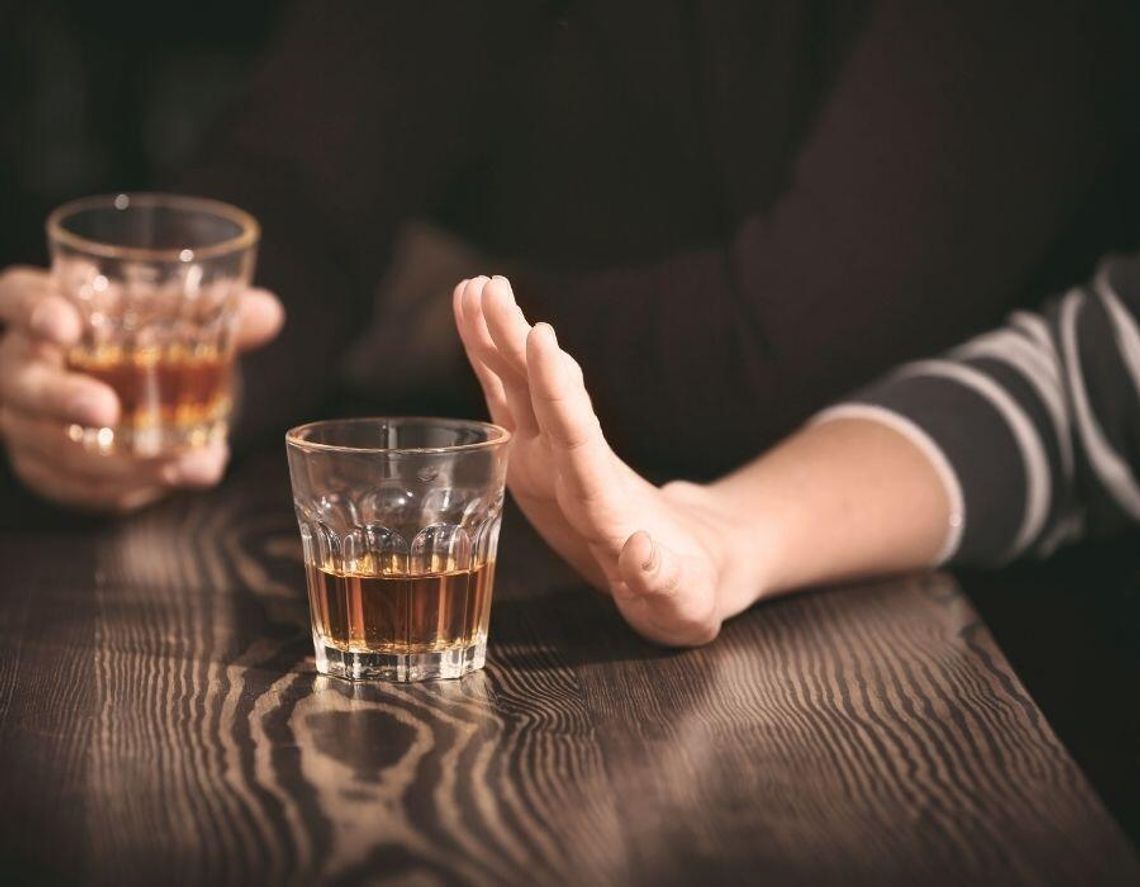 Polacy ograniczają alkohol. Dlaczego? Trzy powody dominują Polacy ograniczają alkohol. Dlaczego? Trzy powody dominują