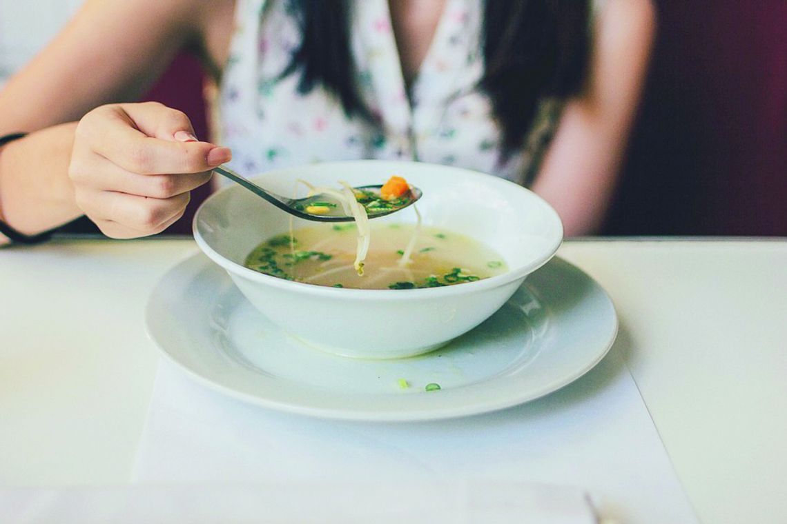 Dokarmić ubogich i bezdomnych | Super Tydzień Dokarmić ubogich i bezdomnych | Super Tydzień