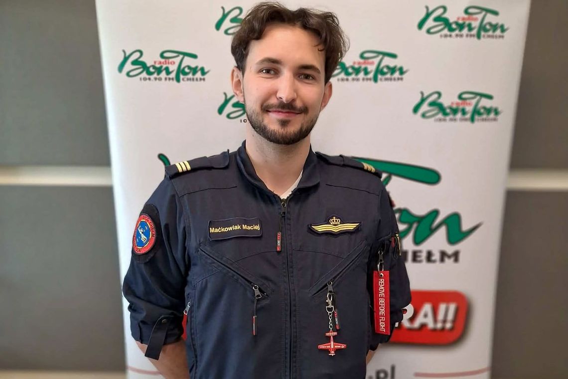 Droga do kokpitu zaczyna się od marzeń. Student PANS w Chełmie o kulisach lotniczej drogi