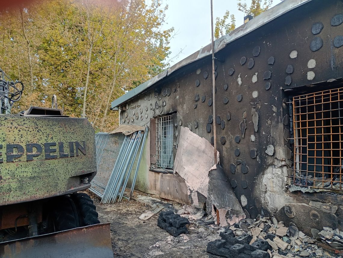 Duży pożar w Schronisku MONAR MARKOT w Chełmie. Spłonął budynek gospodarczy. Zniszczona jest kuchnia i stołówka