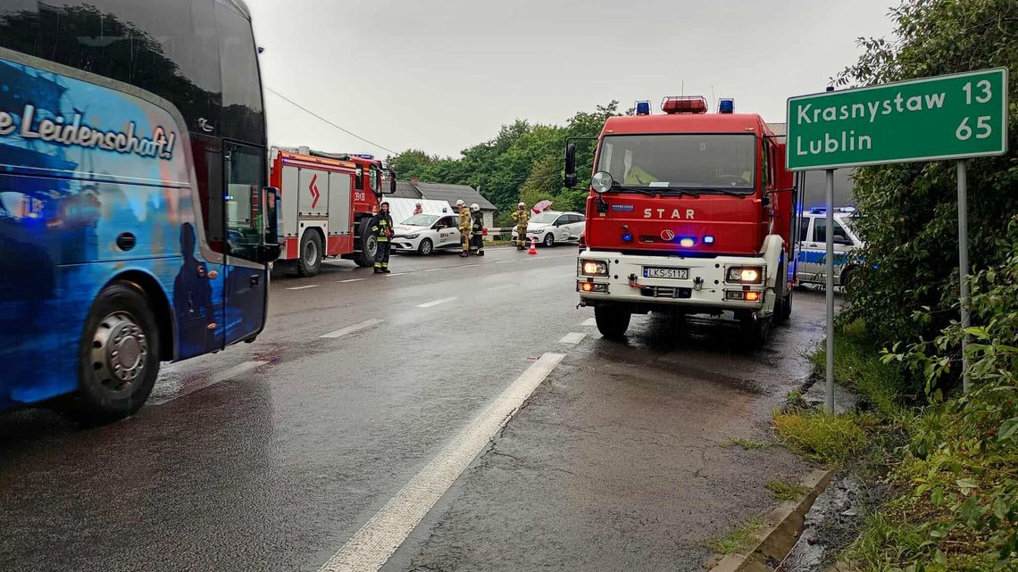 Dwie kolizje na DK17 w Izbicy – sprawczyni jednej z nich ukarana mandatem, druga trafi do sądu