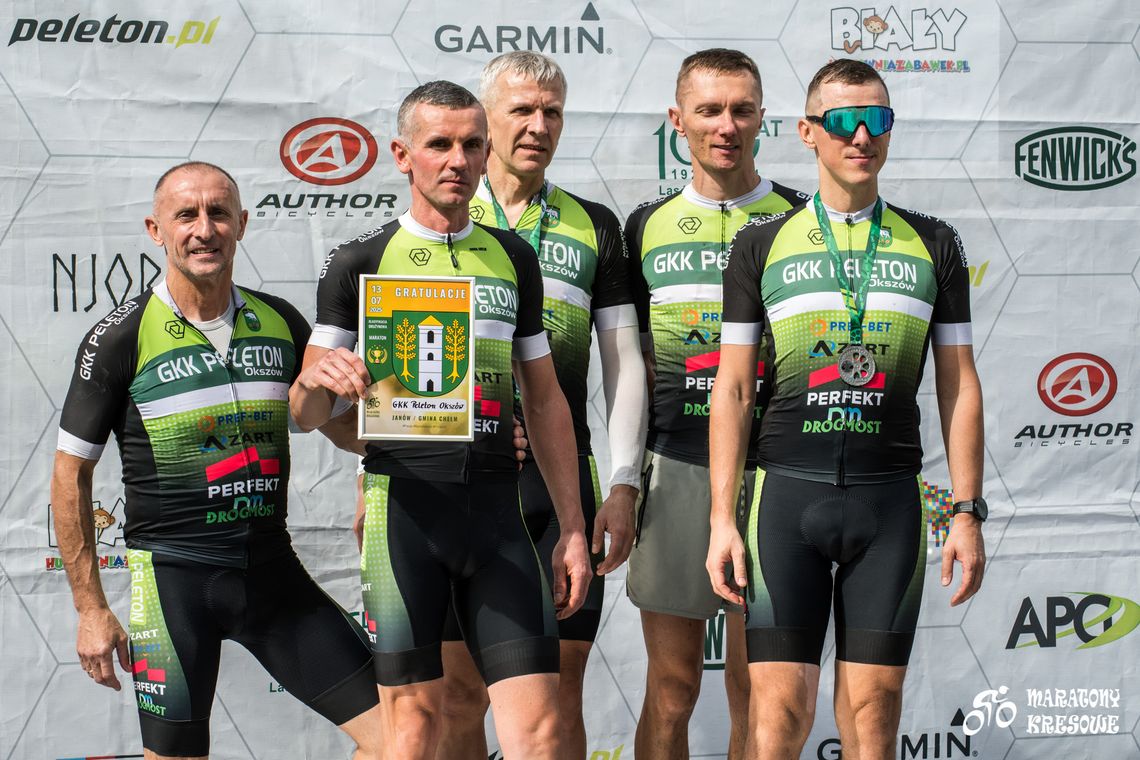 Dziesięć medali na swoim podwórku