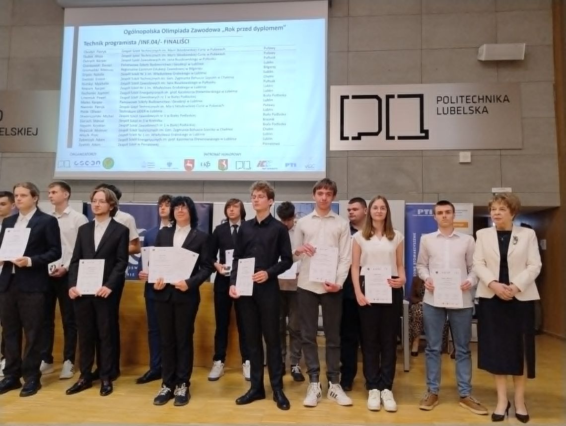 Finaliści z Chełma wśród najlepszych młodych programistów w Polsce Finaliści z Chełma wśród najlepszych młodych programistów w Polsce