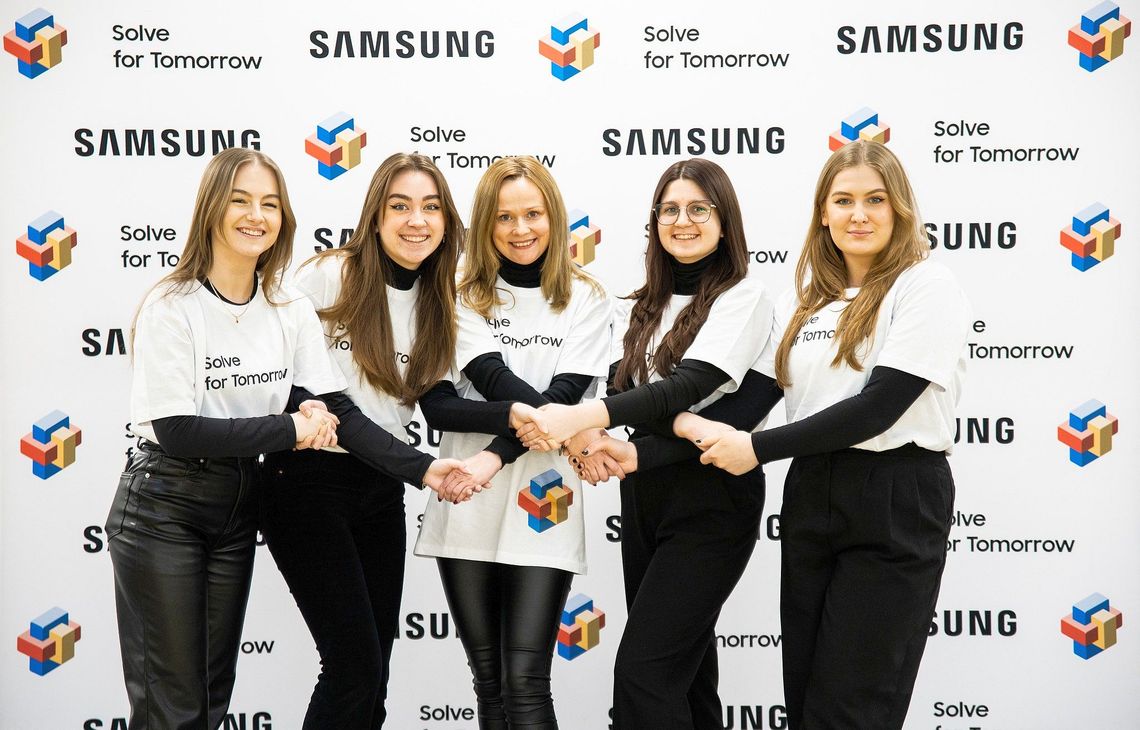 Głosuj na młode krasnostawianki w konkursie Samsunga!