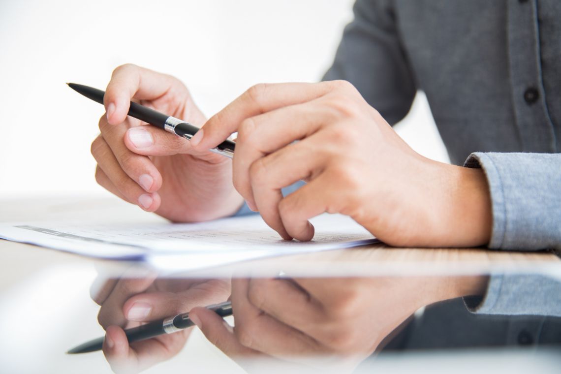 Na stronie gminnego Biuletynu Informacji Publicznej opublikowano plan postępowań przetargowych, jakie władze gminy zamierzają przeprowadzić w ciągu najbliższych miesięcy. Mieszkańcy wiedzą więc konkretnie, kiedy gmina przystąpi do zapisanych w budżecie prac i jakie kwoty zabezpieczono na realizację.