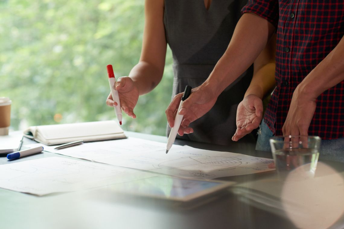 Nabierają realnych kształtów plany inwestycyjne władz gminy na bieżący rok. Po tzw. sesji budżetowej, w czasie której przedstawiono radnym listę najważniejszych przedsięwzięć, urzędnicy przystąpili do sformułowania konkretnego harmonogramu działań. Na pierwszy ogień idą więc postępowania.