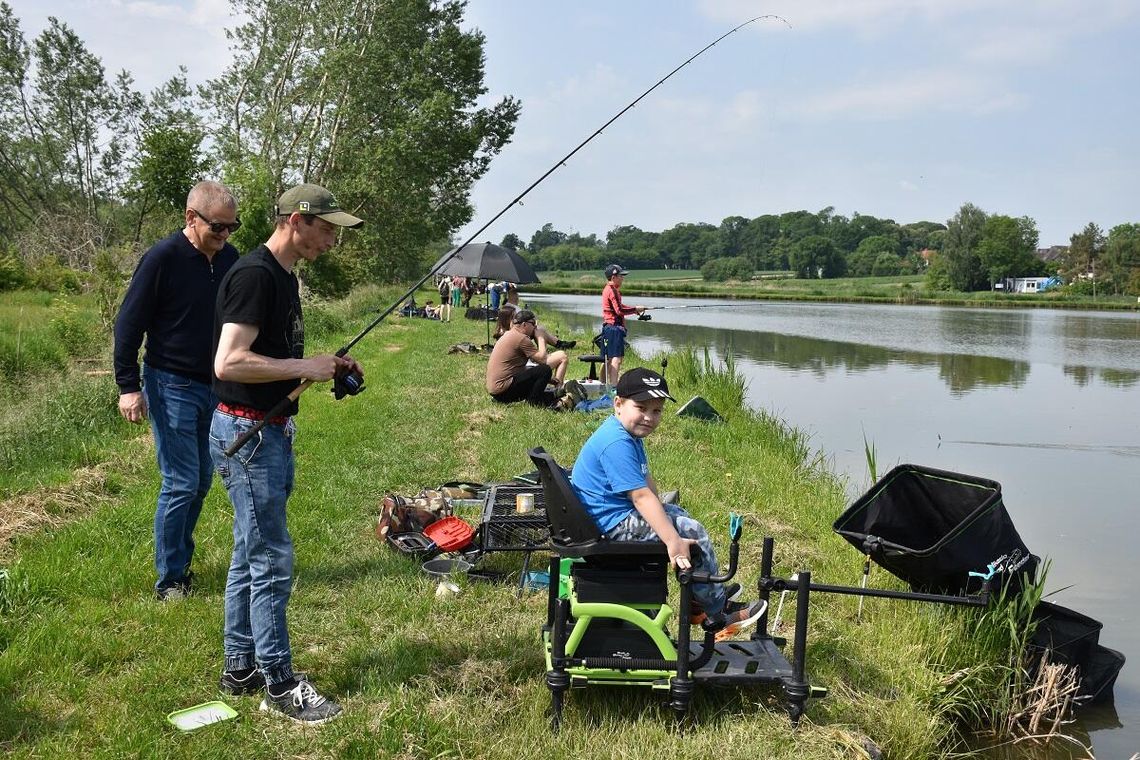 Gm. Fajsławice. Dzień Dziecka z wędką w dłoni