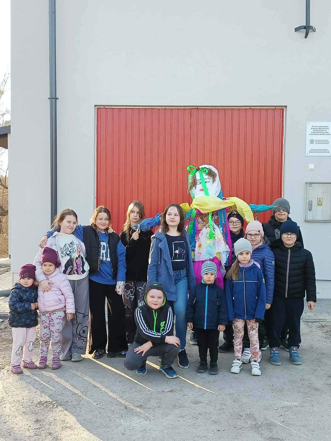 Gm. Fajsławice. Remiza OSP w Suchodołach tętni życiem – mieszkańcy świętują wiosnę Gm. Fajsławice. Remiza OSP w Suchodołach tętni życiem – mieszkańcy świętują wiosnę