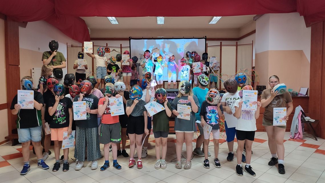 Gm. Hanna: Przemierzyli różne kontynenty, otrzymali certyfikat podróżnika [ZDJĘCIA]