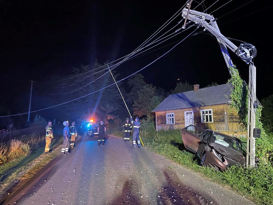 Stracił kontrolę. Wjechał w słup energetyczny [ZDJĘCIA]