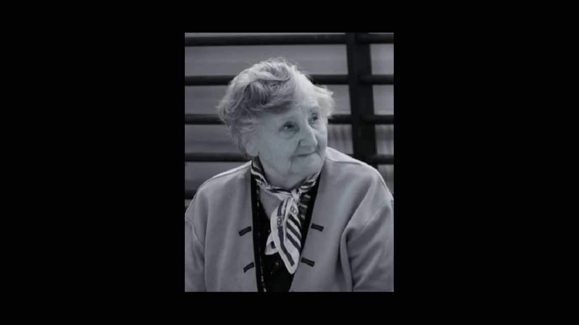 Ludzi takich, jak ona, coraz mniej. Gospodynie z Sarniaka i społeczność gminy żegnają Czesławę Dolecką