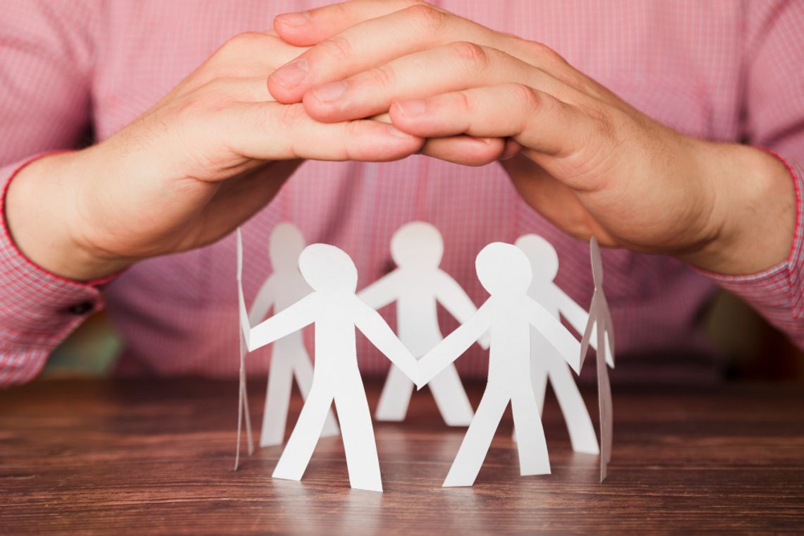 Gm. Leśniowice. Taki sprzęt przygotowują na kryzys. Gmina wybiera wykonawcę Środki, jakie samorząd otrzymał w ramach pierwszej edycji „Programu Ochrony Ludności i Obrony Cywilnej na lata 2025-2026”, muszą zostać wydane i rozliczone do końca tego roku kalendarzowego. Gminy spieszą się więc z przeprowadzeniem postępowań przetargowych i wyborem wykonawców.