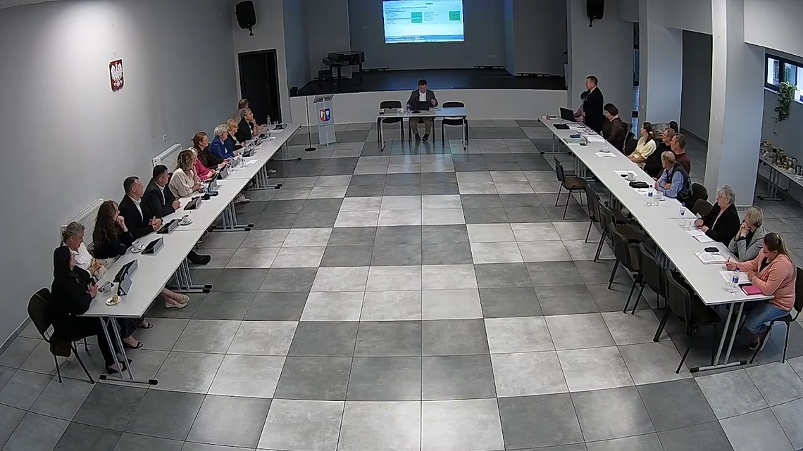 Podczas sesji rady gminy, która odbyła się pod koniec maja, radni dokonali corocznej oceny działalności organu wykonawczego gminy. Po analizie dokumentów finansowych i raportu o stanie gminy, zapoznaniu się z opinią Regionalnej Izby Obrachunkowej oraz stanowiskiem Komisji Rewizyjnej.
