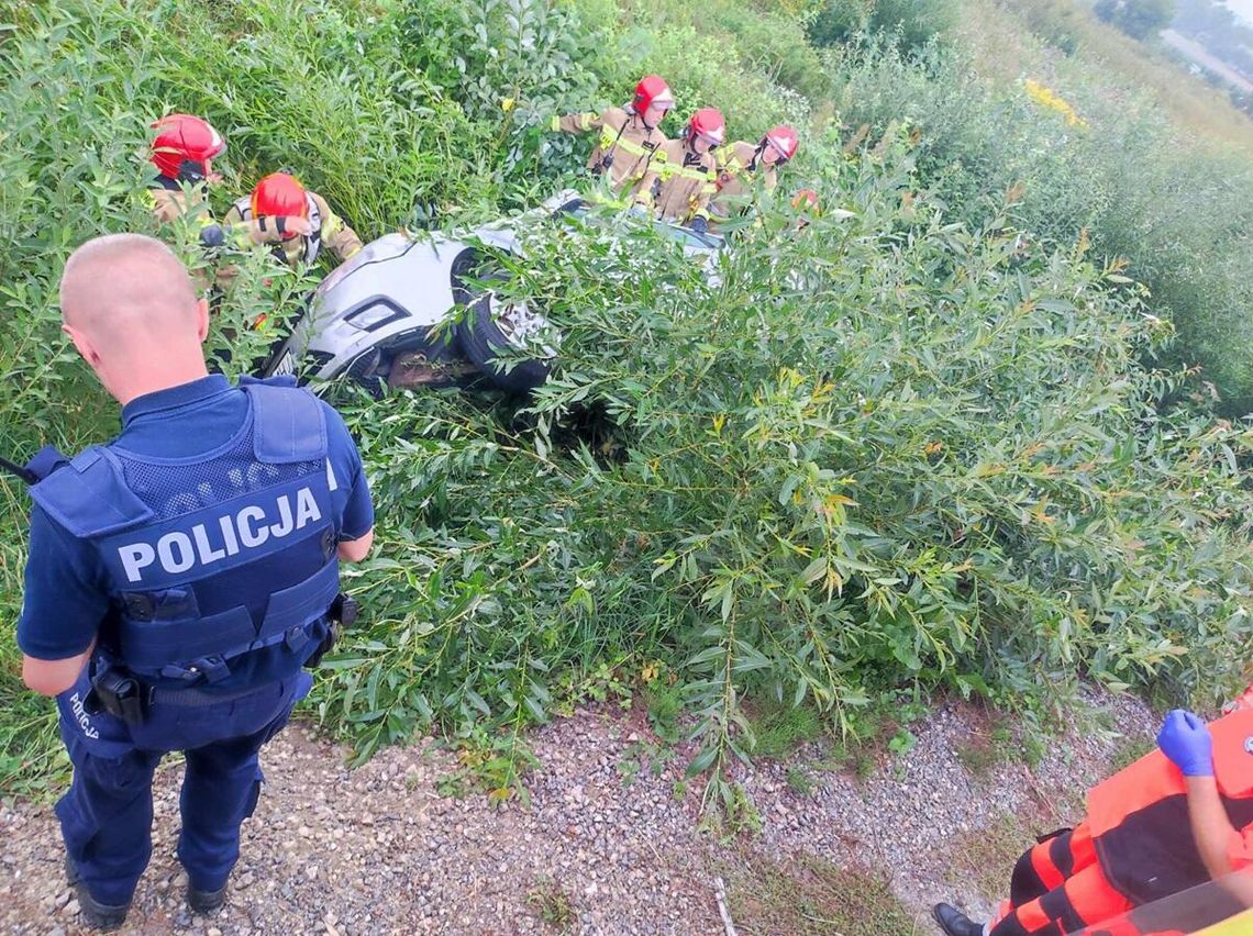 Gm. Rejowiec. Pozostawiony wrak wywołał zamieszanie i niepotrzebne wezwanie