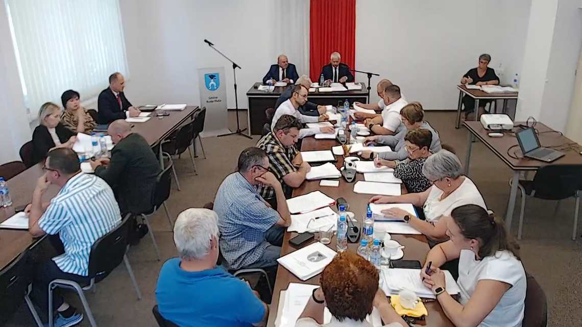 Gm. Ruda-Huta. Nagrodzili wójta za rok pracy