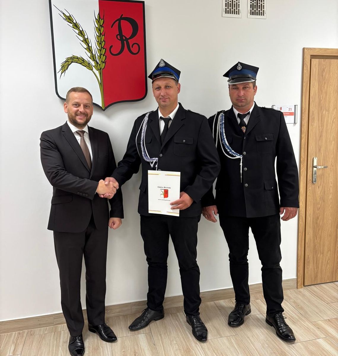 Gm. Rudnik. Nowy rozdział dla OSP Mościska. Strażacy się zmobilizowali i dostali samochód Gm. Rudnik. Nowy rozdział dla OSP Mościska. Strażacy się zmobilizowali i dostali samochód