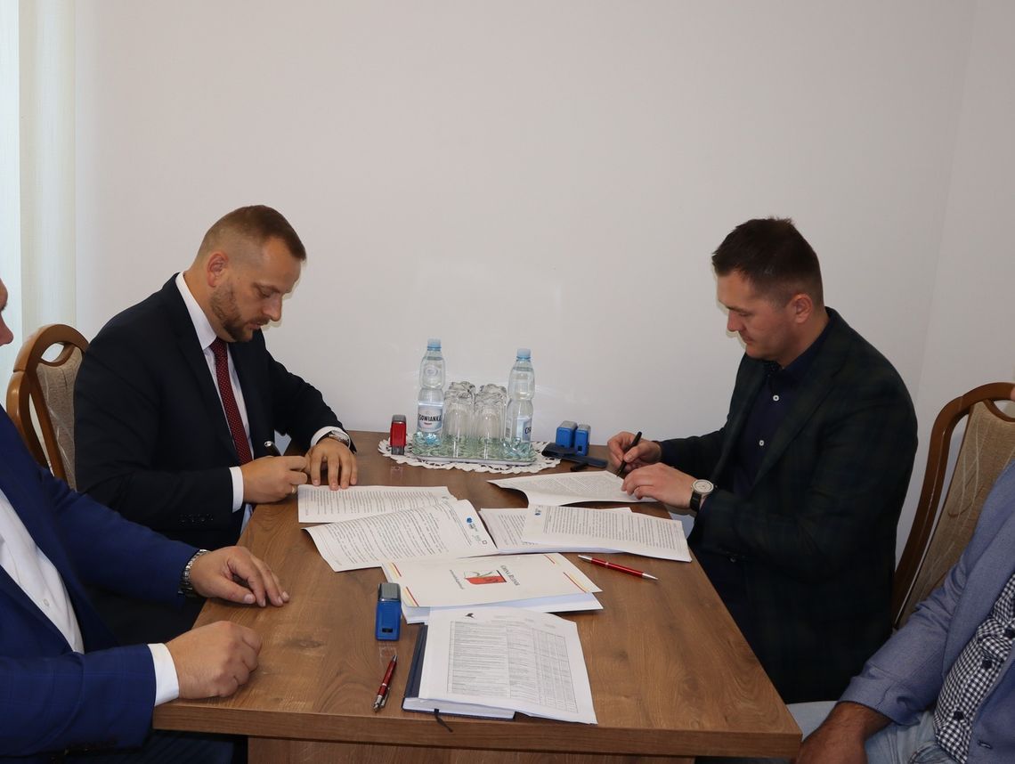 Gm. Rudnik. Park w Płonce odzyskuje dawny blask. Pierwszy etap wielkiej rewitalizacji na finiszu