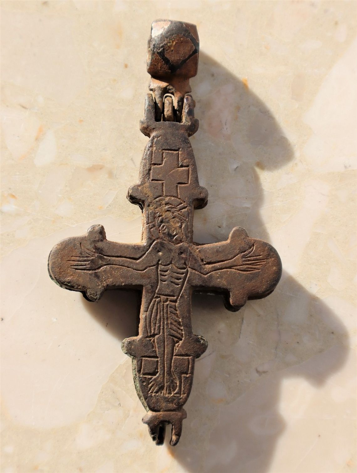 Gm. Sawin. Średniowieczny zabytek leżał na powierzchni ziemi Gm. Sawin. Średniowieczny zabytek leżał na powierzchni ziemi