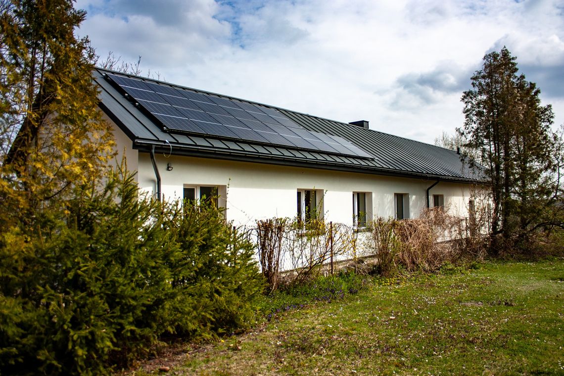 Władze gminy ogłosiły zakończenie prac przy inwestycji, która polegała na gruntownym remoncie miejscowej świetlicy, a od pewnego czasu już filii Gminnego Ośrodka Kultury w Sawinie. Mieszkańcy zyskali estetyczny i energooszczędny budynek, który będzie im służył w codziennym życiu miejscowości.