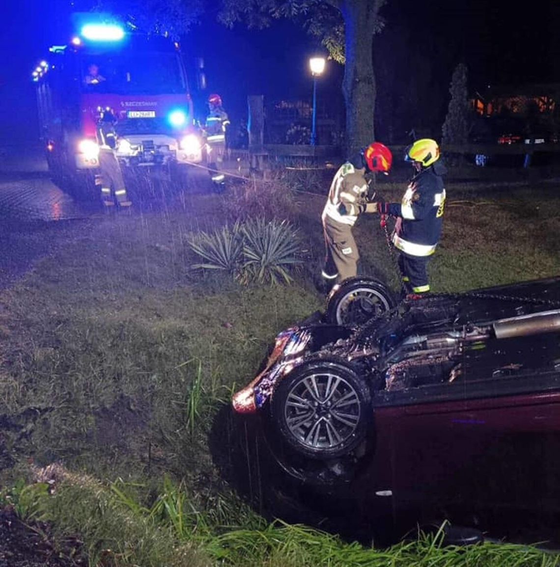 Gm. Urszulin. Zamiast na parking, skręciła do rowu