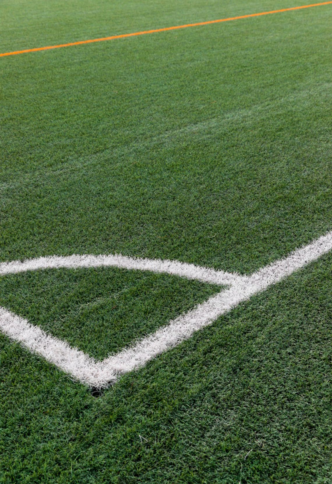 Trwa analiza ofert, jakie zostały złożone w toku postępowania przetargowego dotyczącego modernizacji kompleksu sportowego „Orlik”. Obiekt zlokalizowany jest przy ul. Pogodnej w Wierzbicy. Jaki zakres prac i za jaką kwotę chciałaby zrealizować gmina, a jak do tych założeń odnieśli się fachowcy?